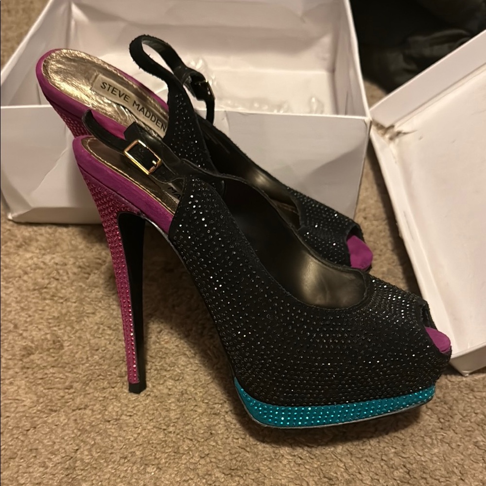 Steve Madden Rhinestone Colorblock Heels 💜💙